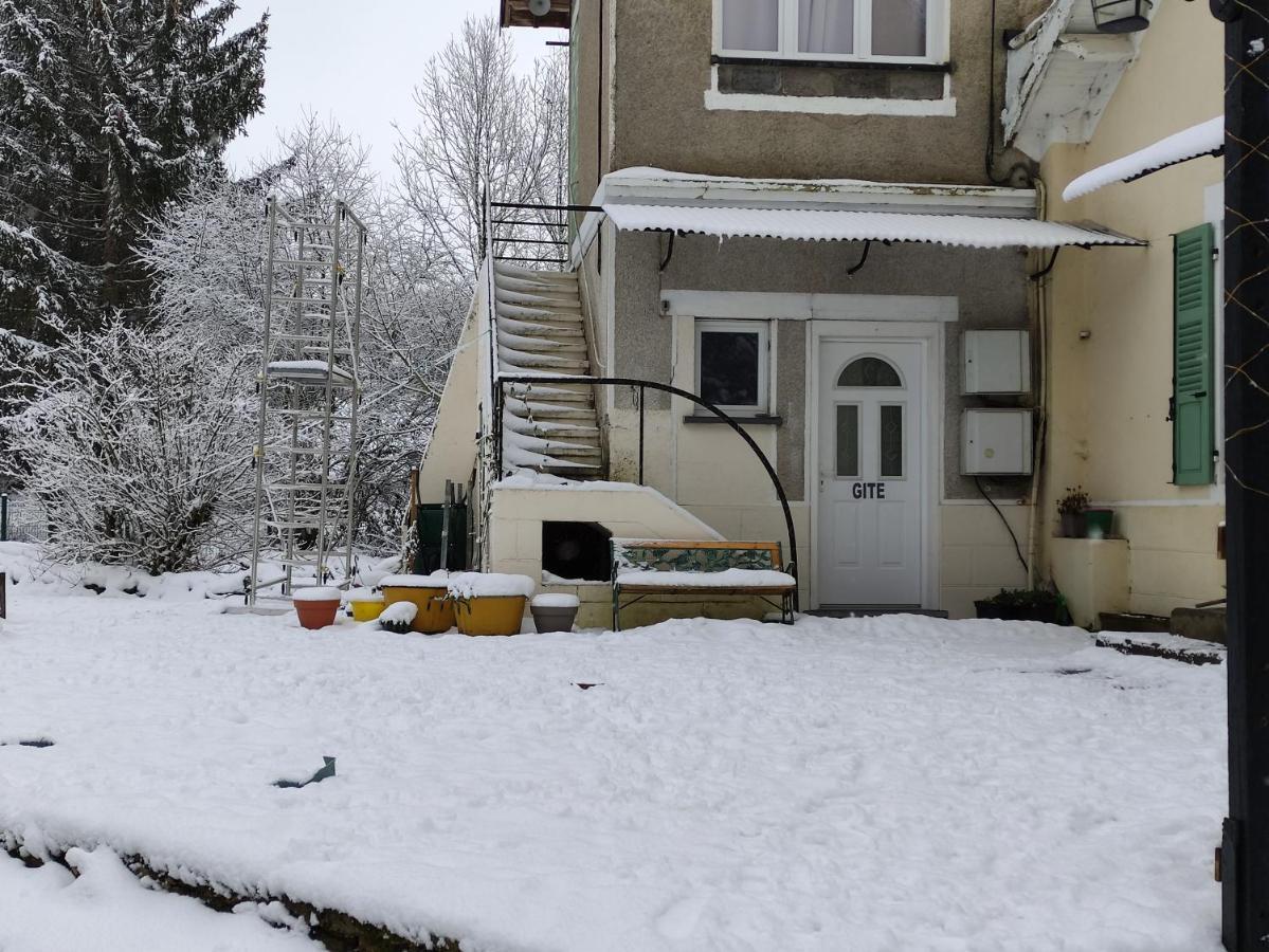 Gite Les Eylauds Pionsat Exterior photo